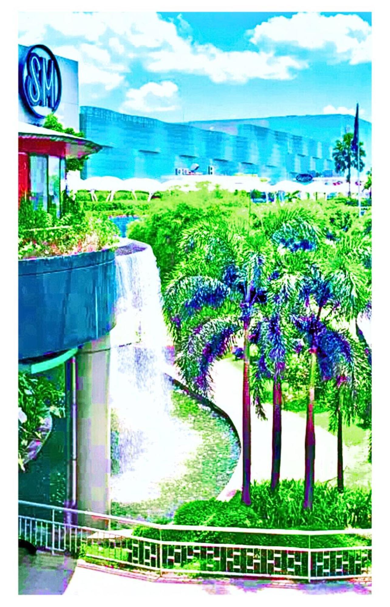 Grass Residences Tower 5 Sm North Qc Manila Exterior photo